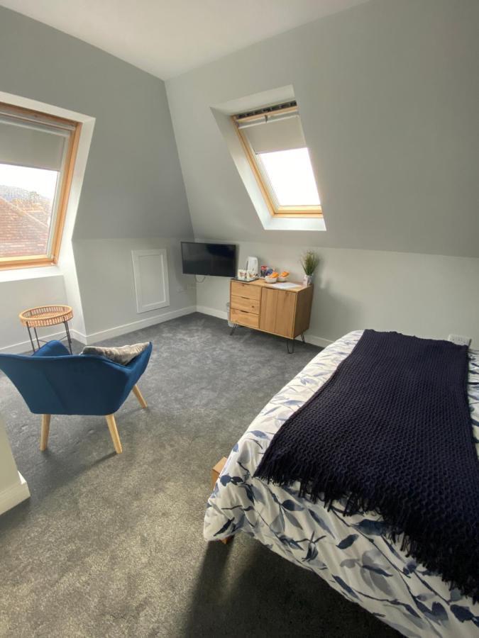 Attic Views Apartment Caol Ngoại thất bức ảnh